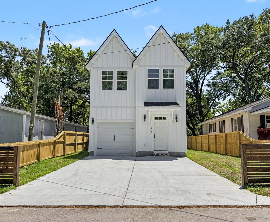Photo of 1903 Emden Street, North Charleston, SC 29406 (MLS # 26015363)