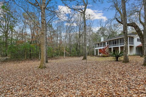 A home in Ravenel