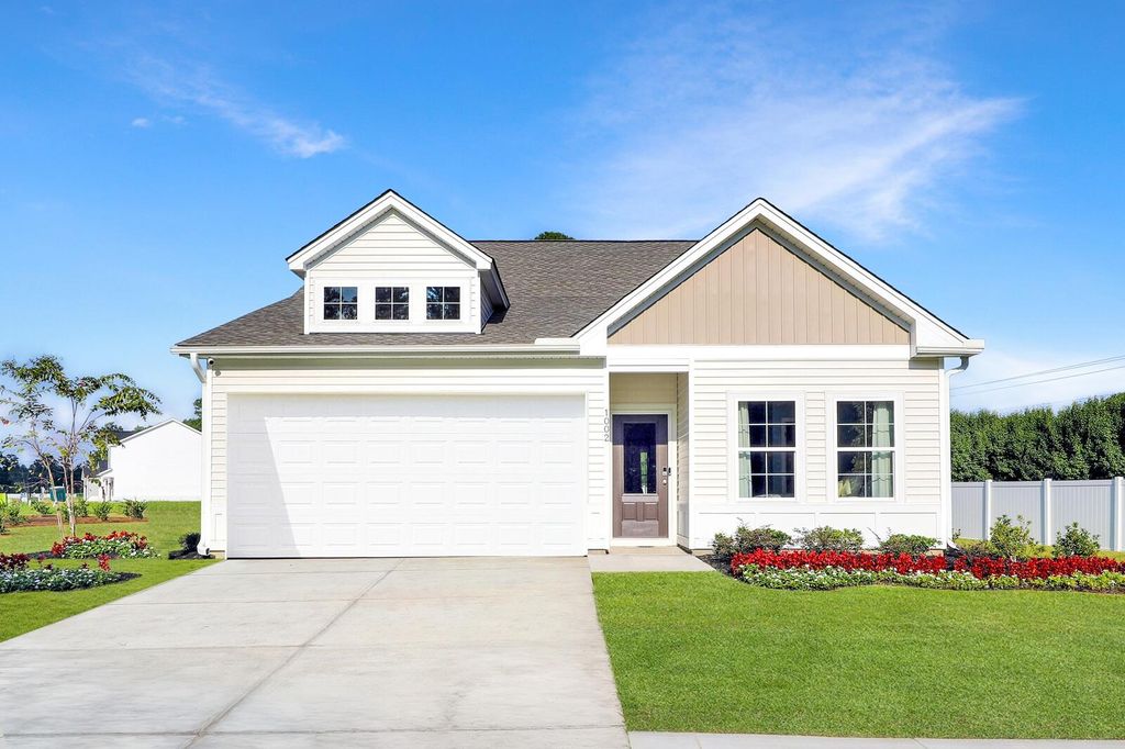 Photo of 207 O'Leary Circle, Summerville, SC 29483 (MLS # 26008135)