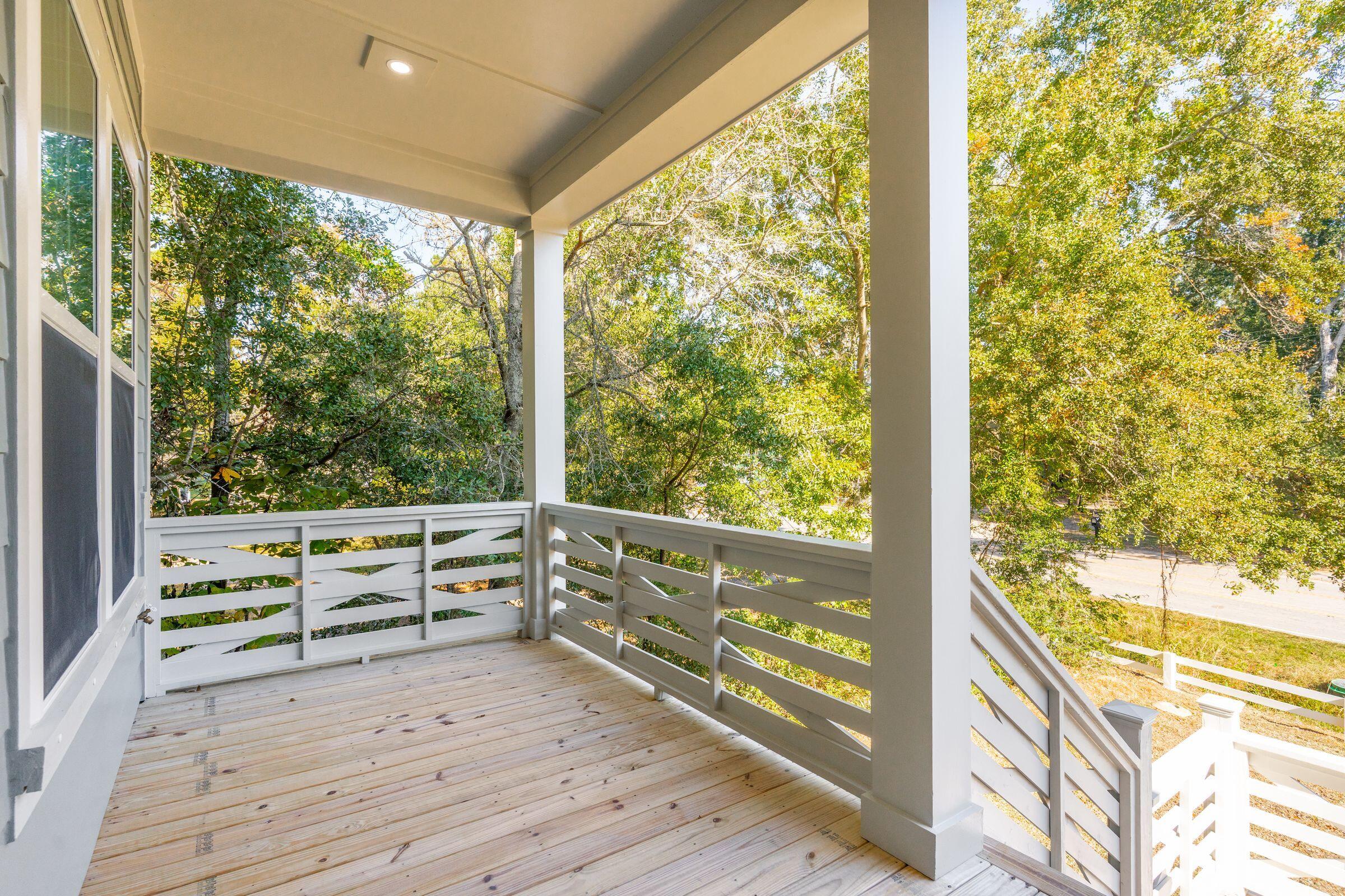 1127 Hamlin Road