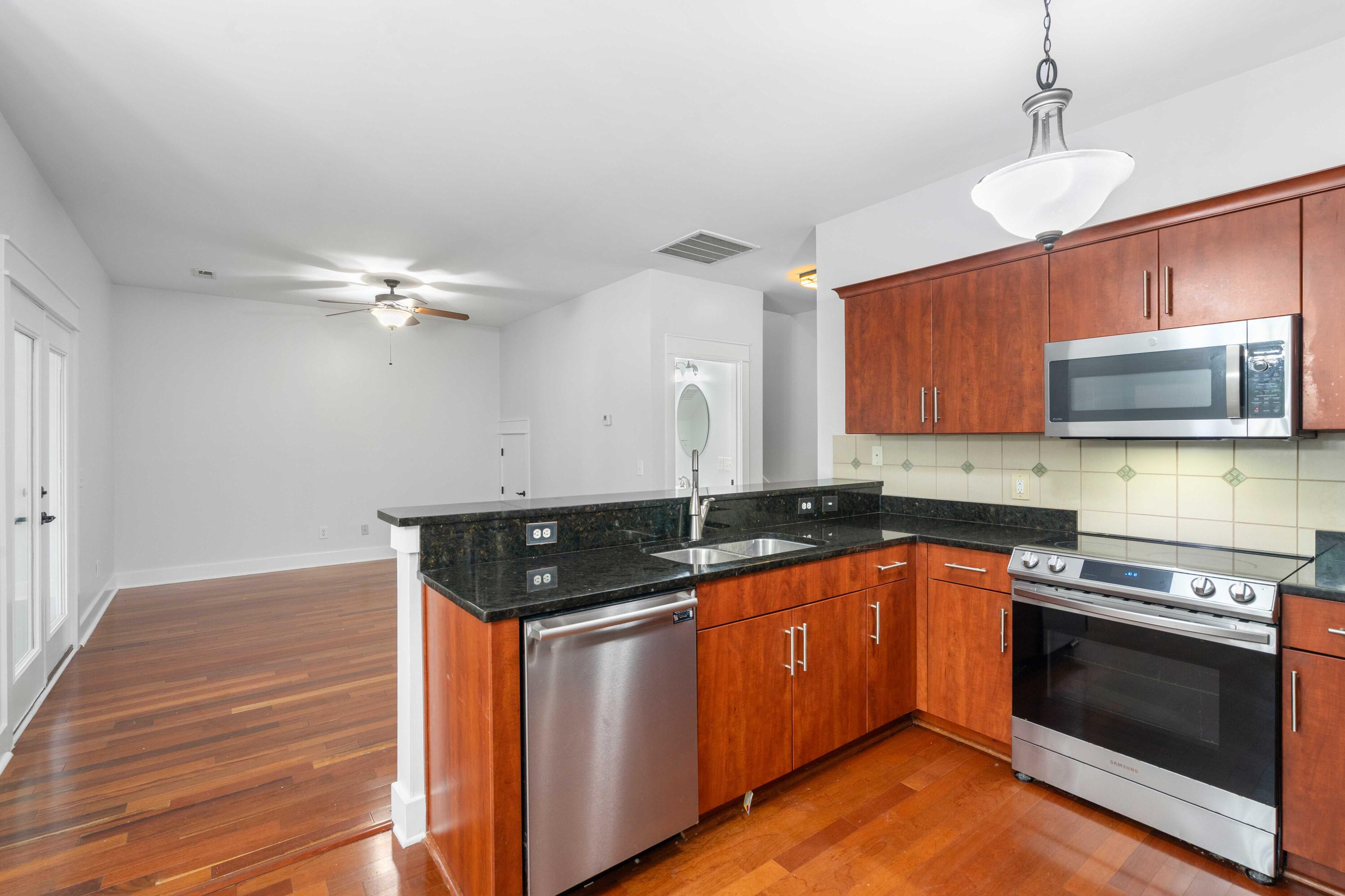 112 Grand Palm Lane