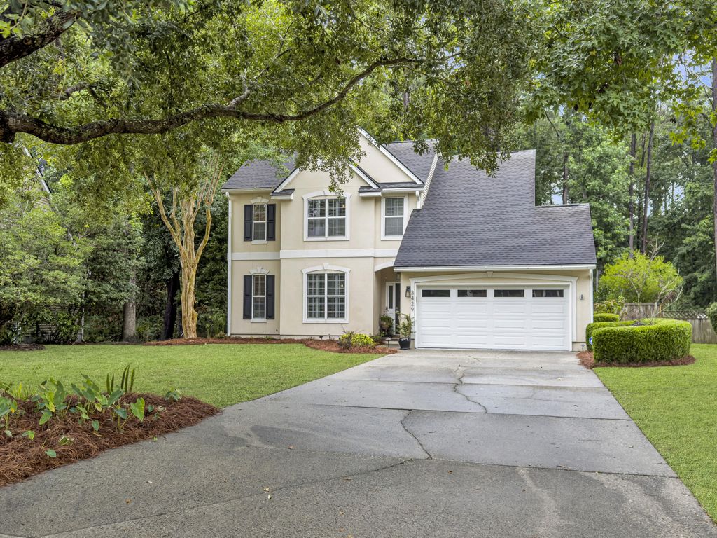 Photo of 3429 Oxfordshire Lane, Mount Pleasant, SC 29466 (MLS # 25019193)