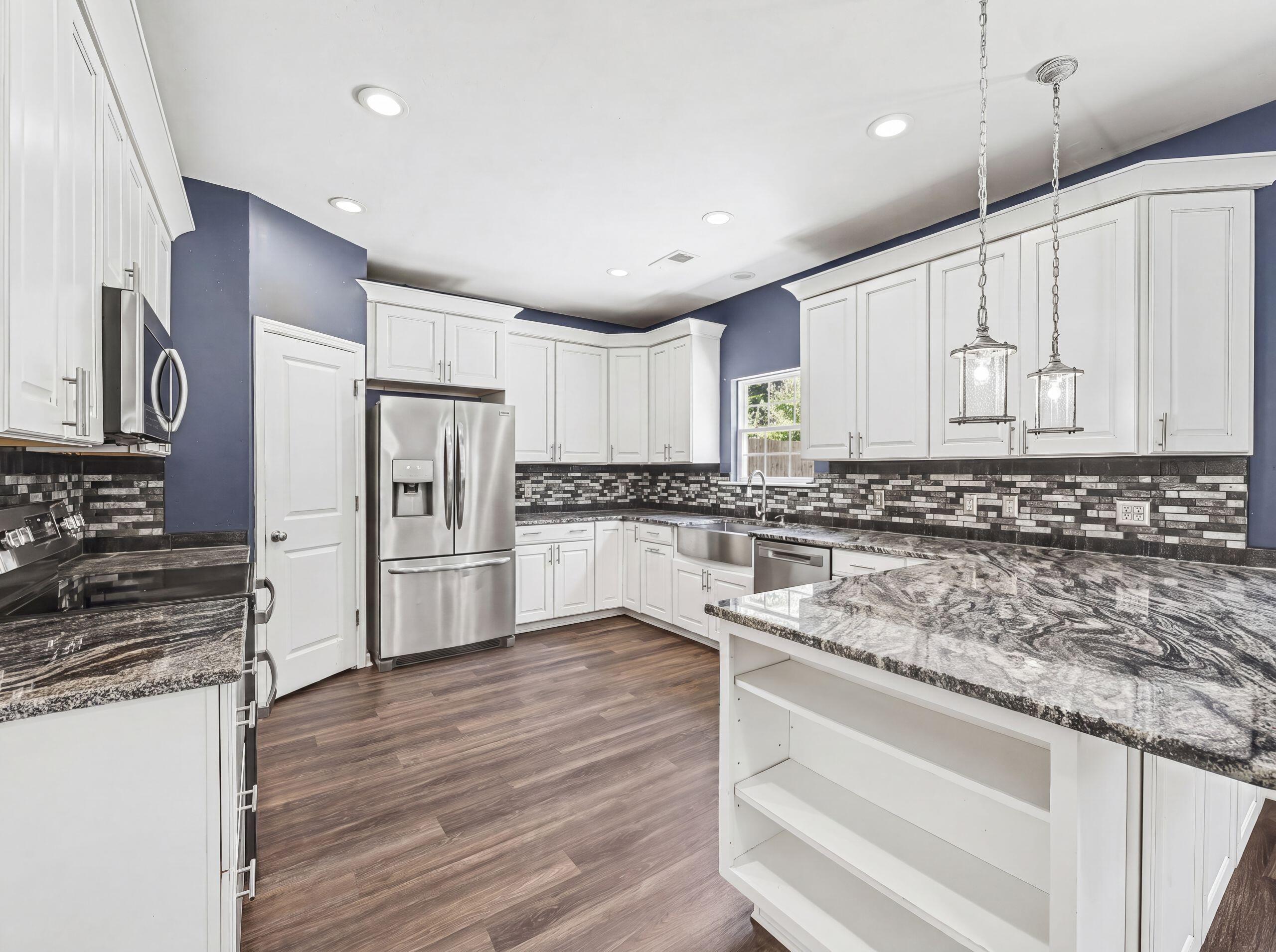 2021 Asher Loop