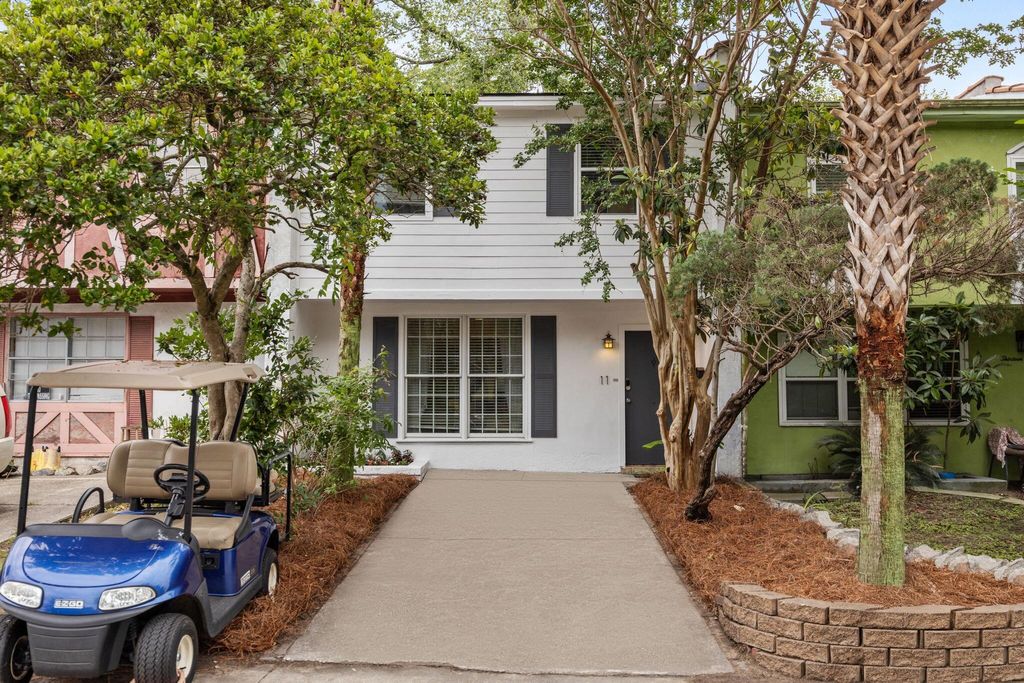 Photo of 11 America Street, Charleston, SC 29403 (MLS # 26000287)