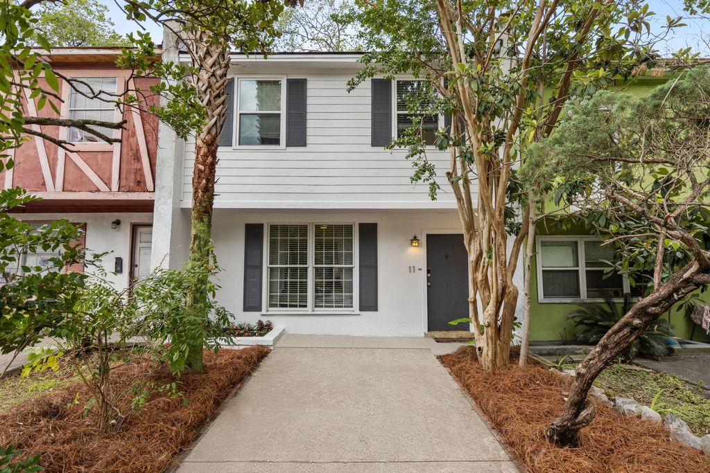 Photo of 11 America Street, Charleston, SC 29403 (MLS # 26000287)