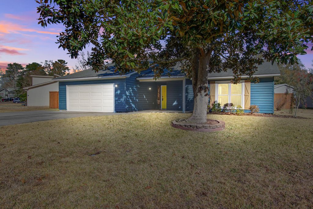 Photo of 3197 Landing Parkway, Charleston, SC 29420 (MLS # 26000043)