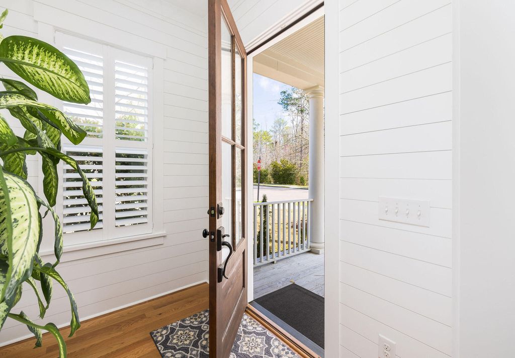 Photo of 1589 Banning Street, Mount Pleasant, SC 29466 (MLS # 26006830)