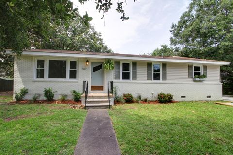 A home in Mount Pleasant