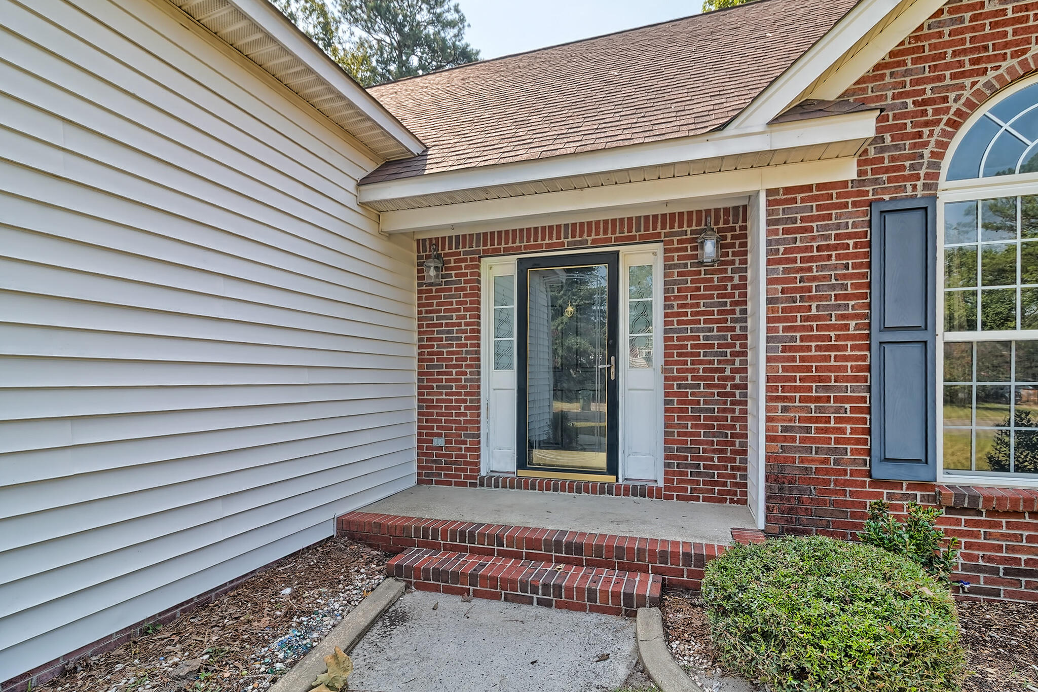 1213 Parliament Lake Drive