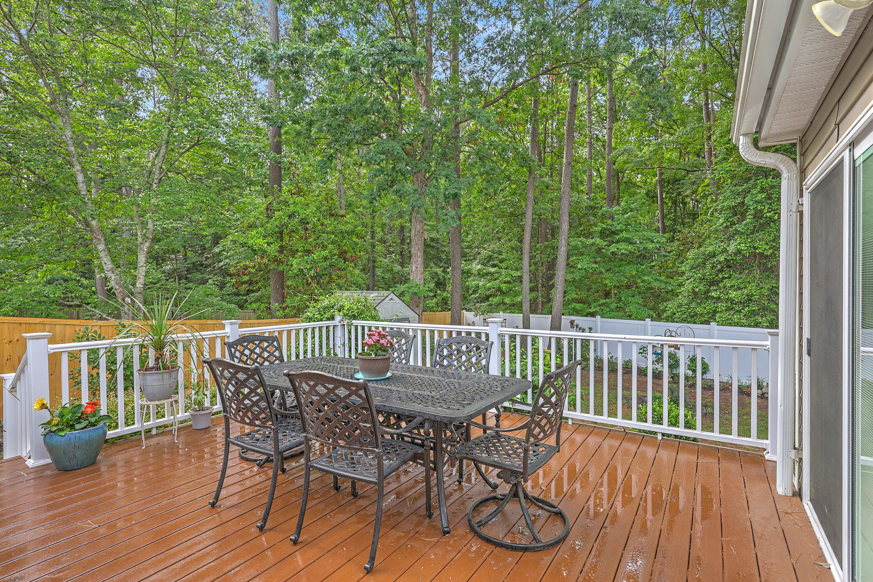 9060 Pickett Fence Lane