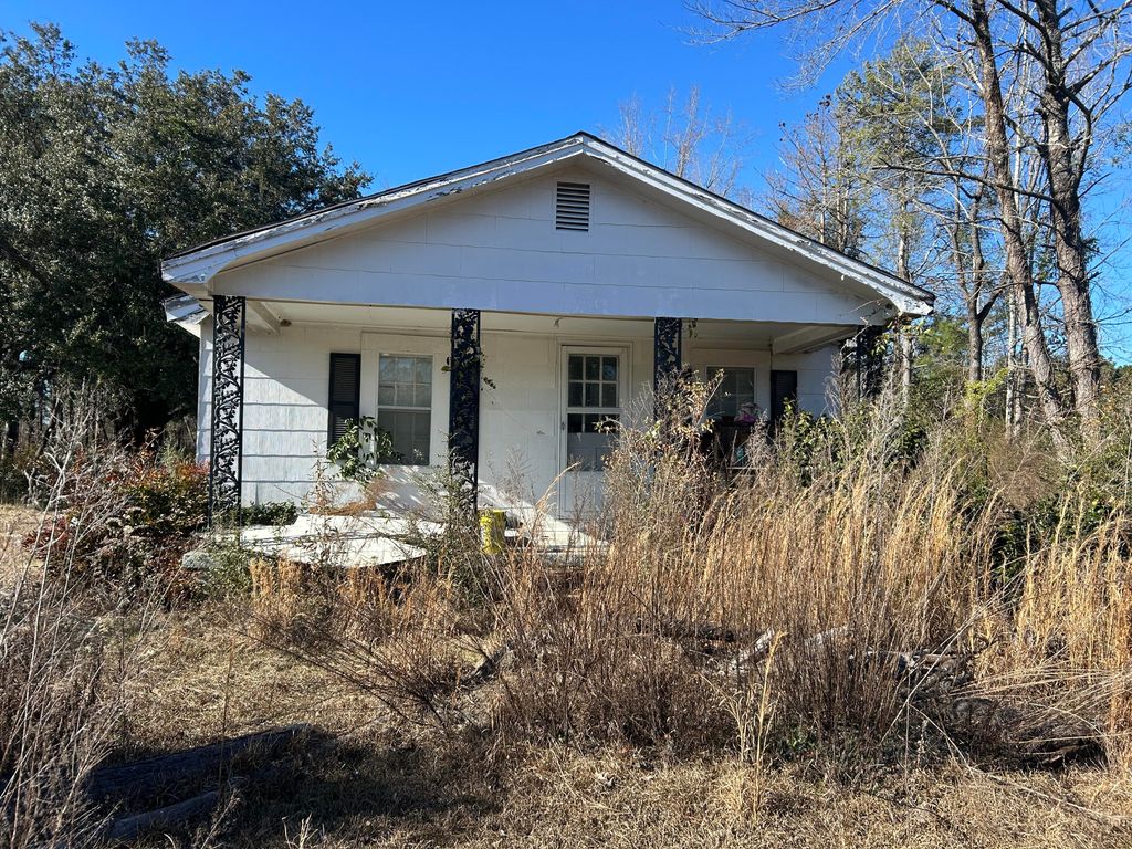Photo of 1381 Gausetown Road, Kingstree, SC 29556 (MLS # 26002007)