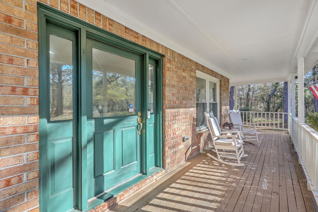 Photo of 1282 Starline Drive, Summerville, SC 29486 (MLS # 25032599)