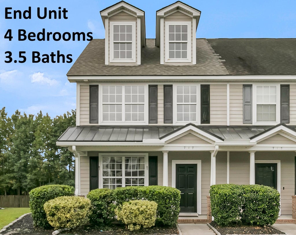 Photo of 717 Hemingway Circle, Summerville, SC 29483 (MLS # 26027754)