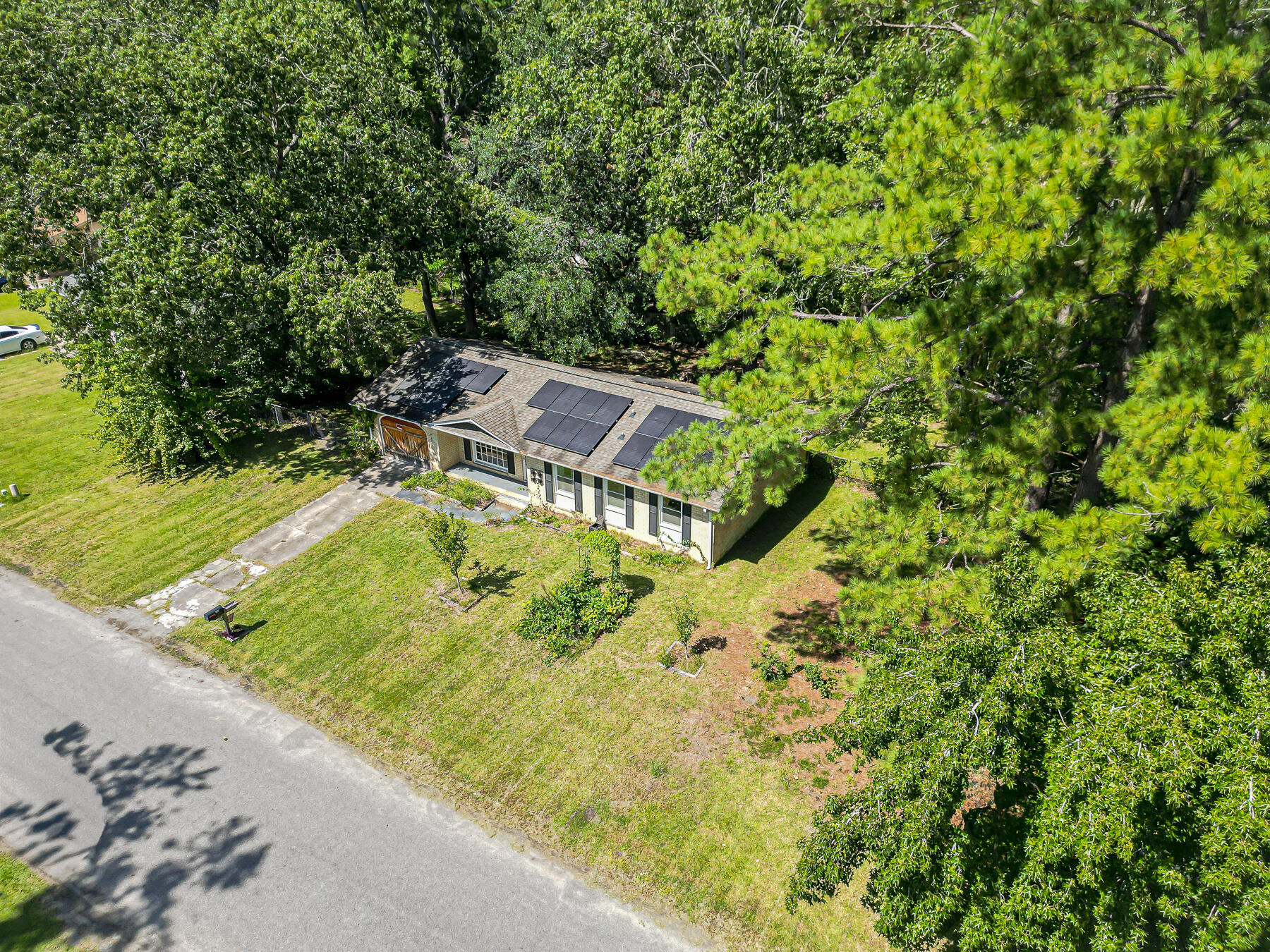 109 Greenhurst Avenue