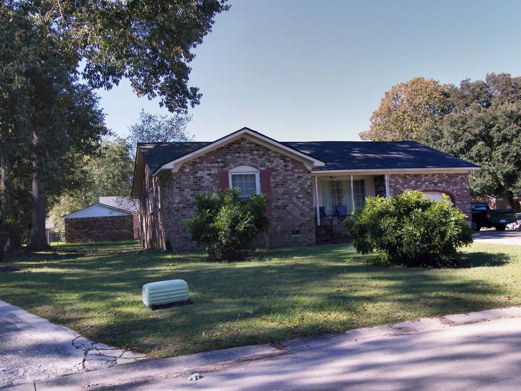 Photo of 9 Pequannock Road, Goose Creek, SC 29445 (MLS # 25027761)