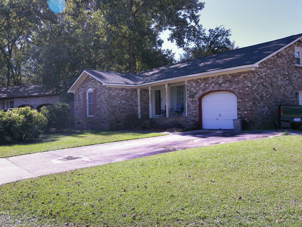 Photo of 9 Pequannock Road, Goose Creek, SC 29445 (MLS # 25027761)
