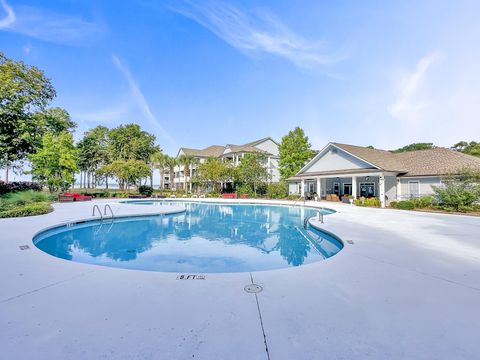 A home in Summerton