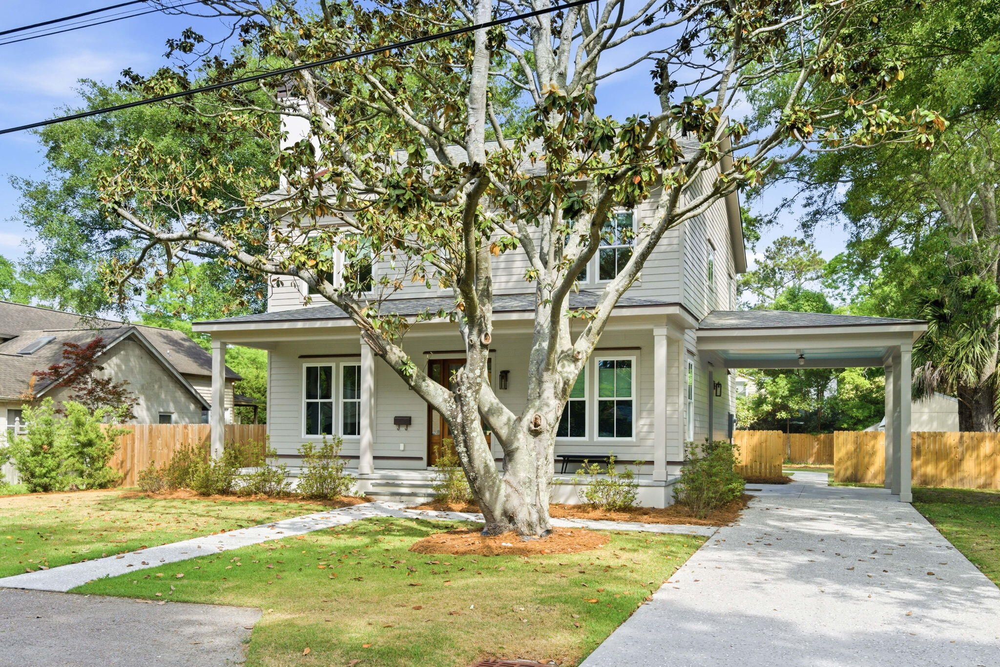 18 Riverdale Drive