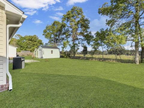 A home in Moncks Corner