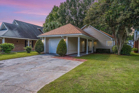 Photo of 66 Arbor Trace, Charleston, SC 29414 (MLS # 26026404)