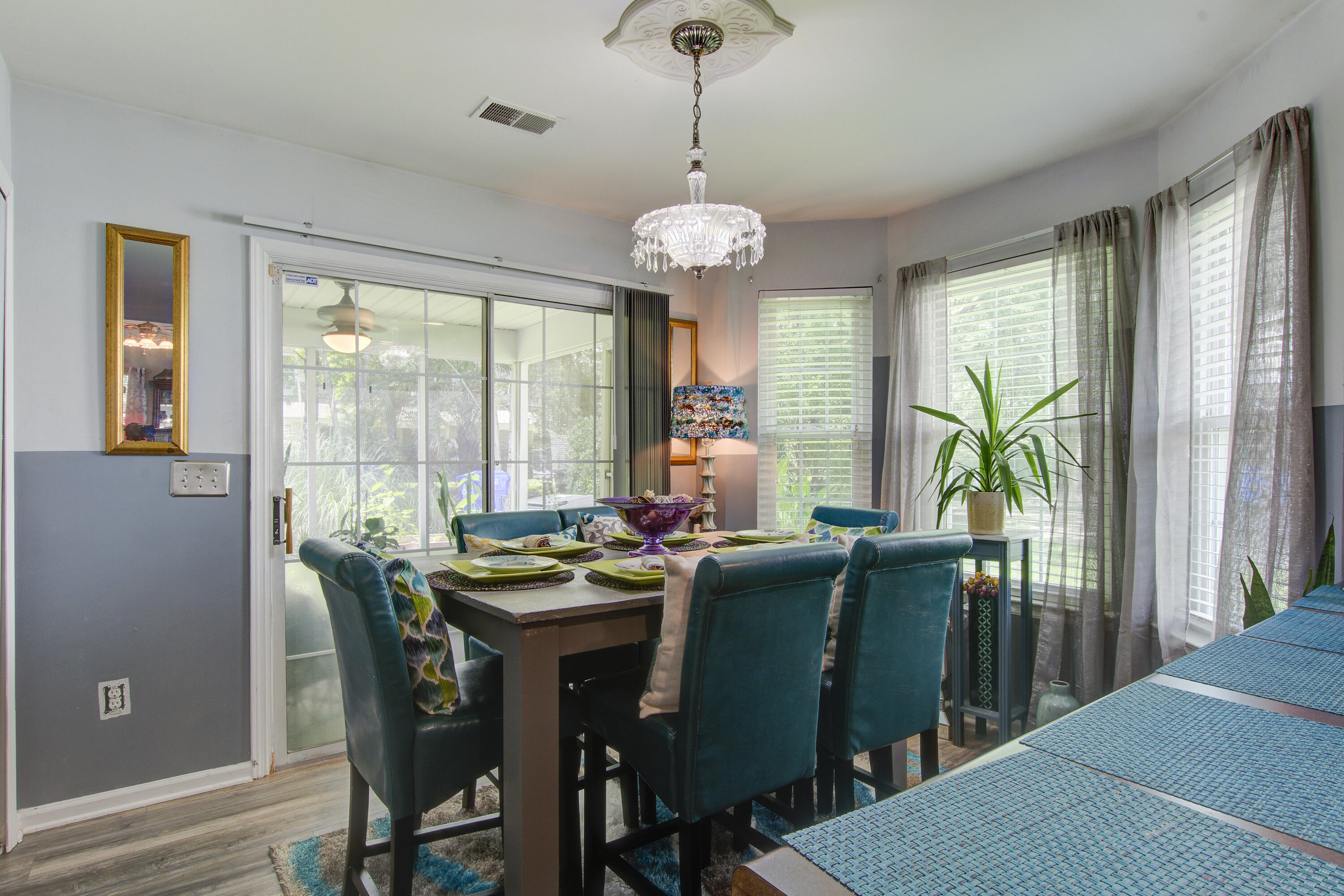 8059 Shadow Oak Drive