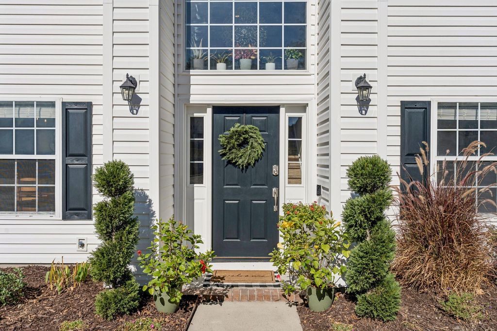 Photo of 108 Maplewood Court, Goose Creek, SC 29445 (MLS # 25031995)