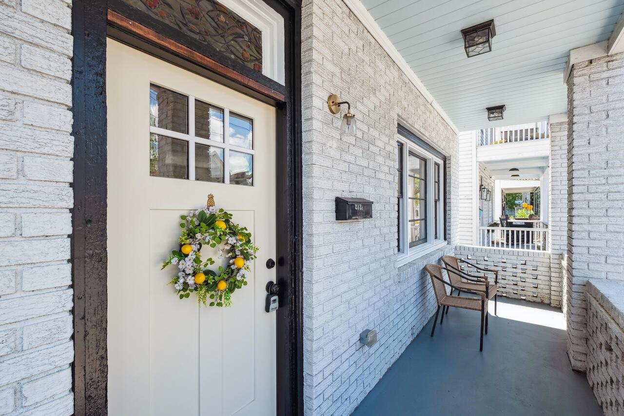 272 Coming Street C
