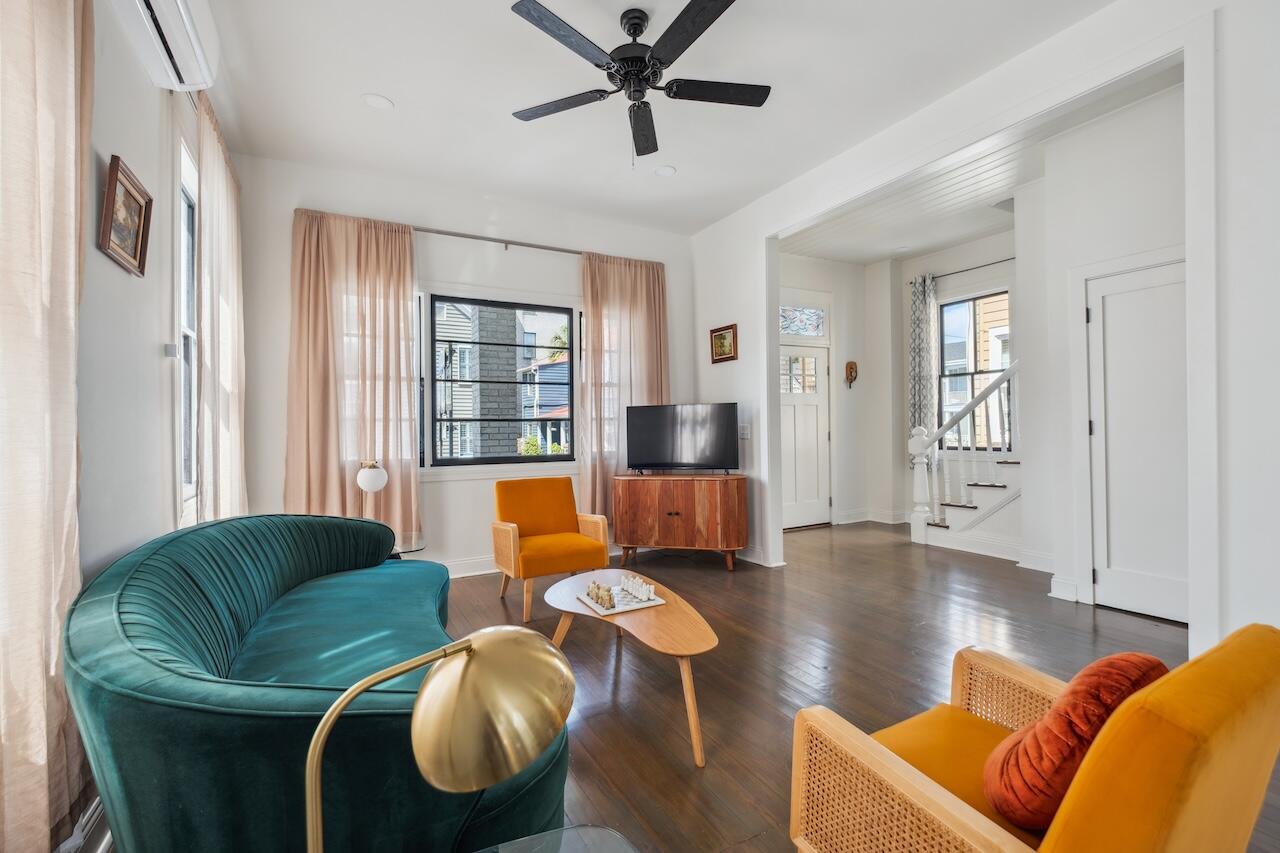 272 Coming Street C