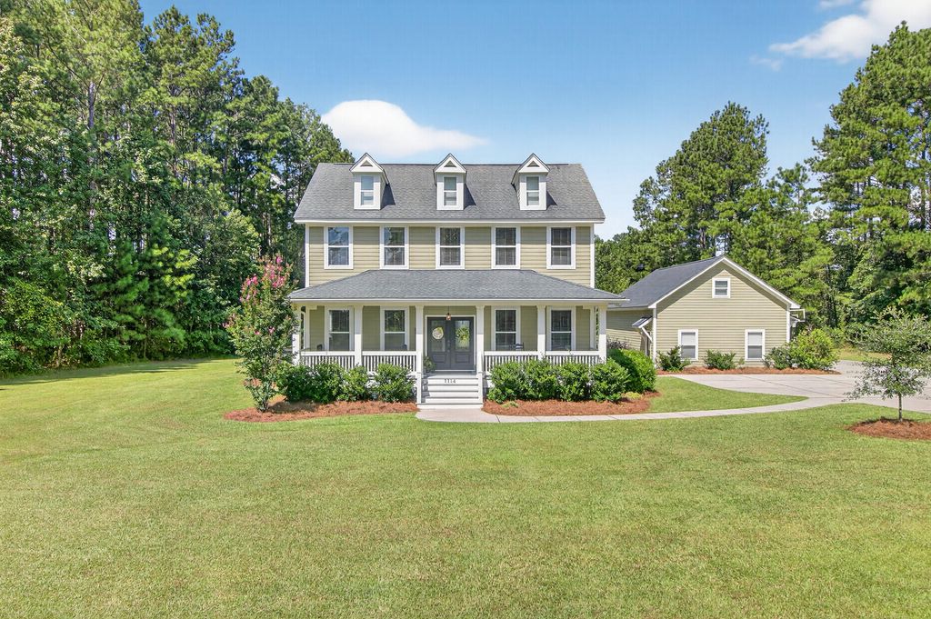 Photo of 1114 Plantation Overlook Drive, Moncks Corner, SC 29461 (MLS # 25023892)