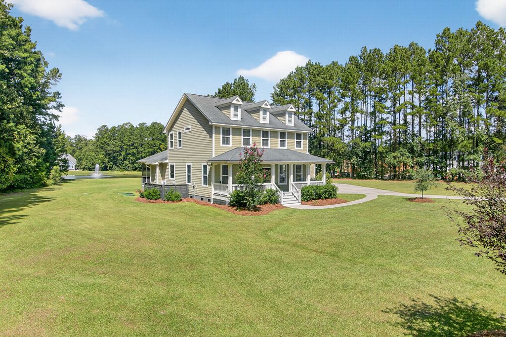 Photo of 1114 Plantation Overlook Drive, Moncks Corner, SC 29461 (MLS # 25023892)