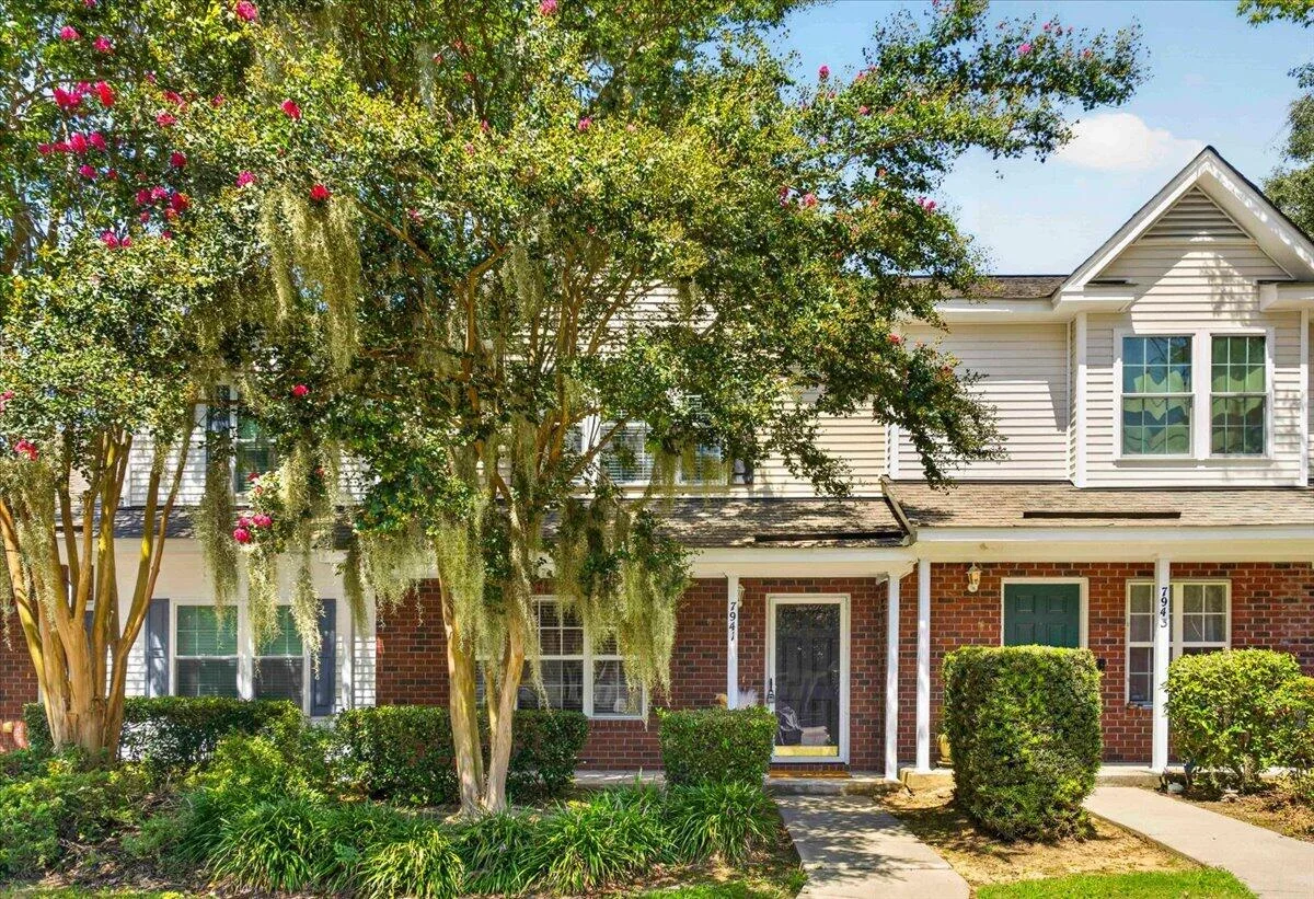 7941 Shadow Oak Drive