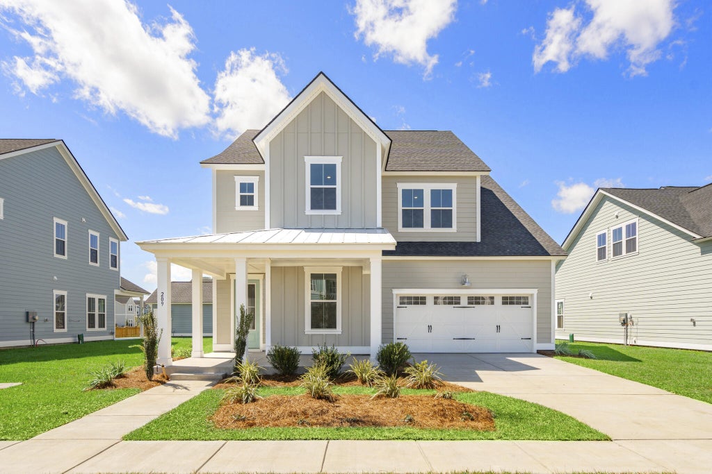 Photo of 140 Beamon Loop, Summerville, SC 29486 (MLS # 26026558)
