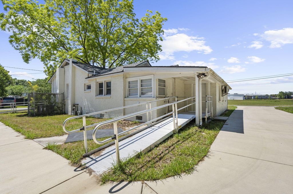 Photo of 1938 English Street, North Charleston, SC 29405 (MLS # 26013232)