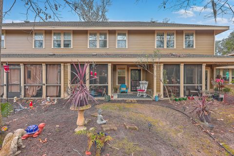 A home in North Charleston