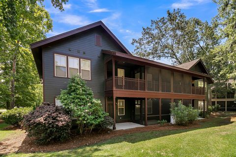 A home in North Charleston