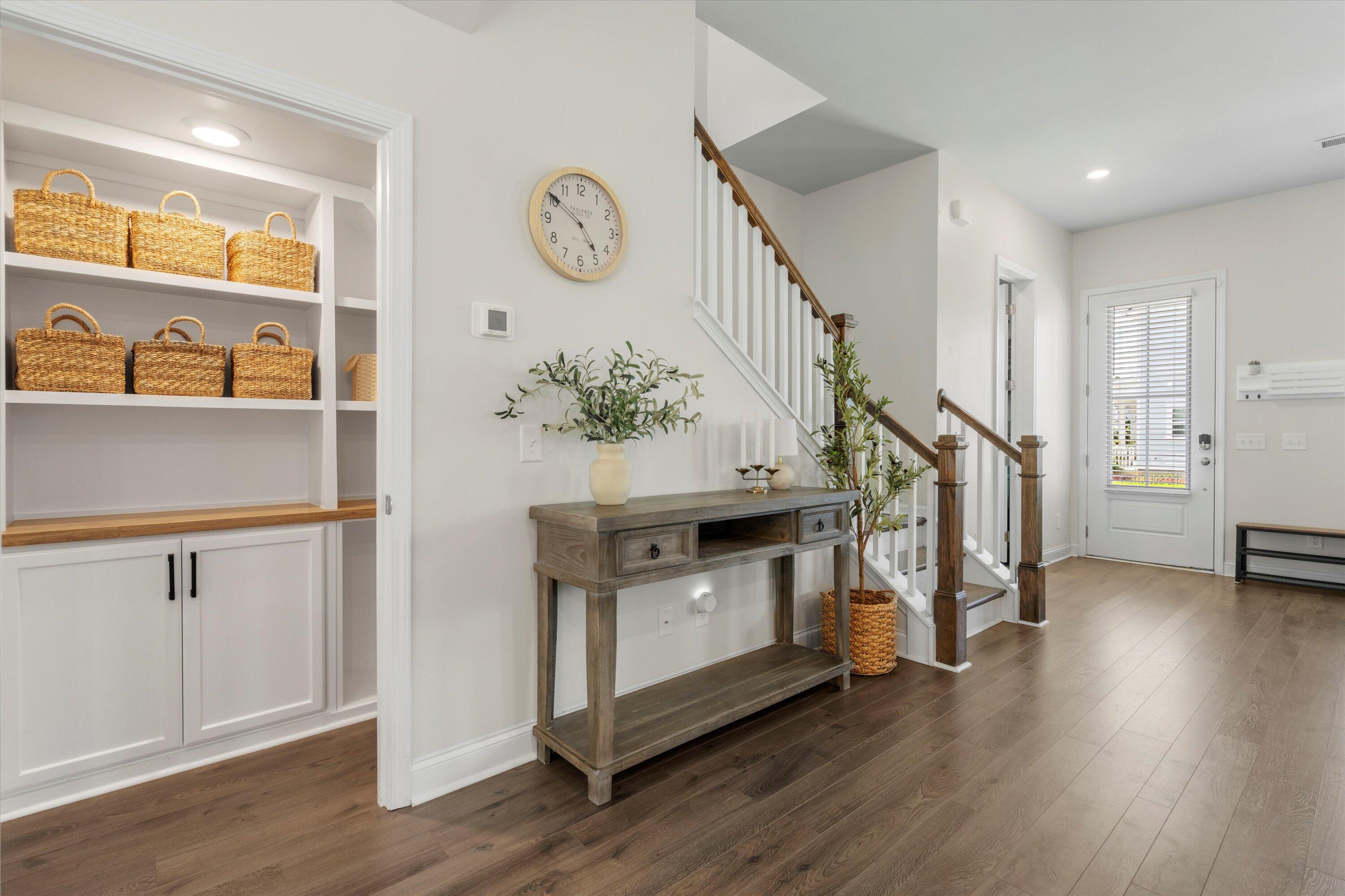 109 W Respite Lane