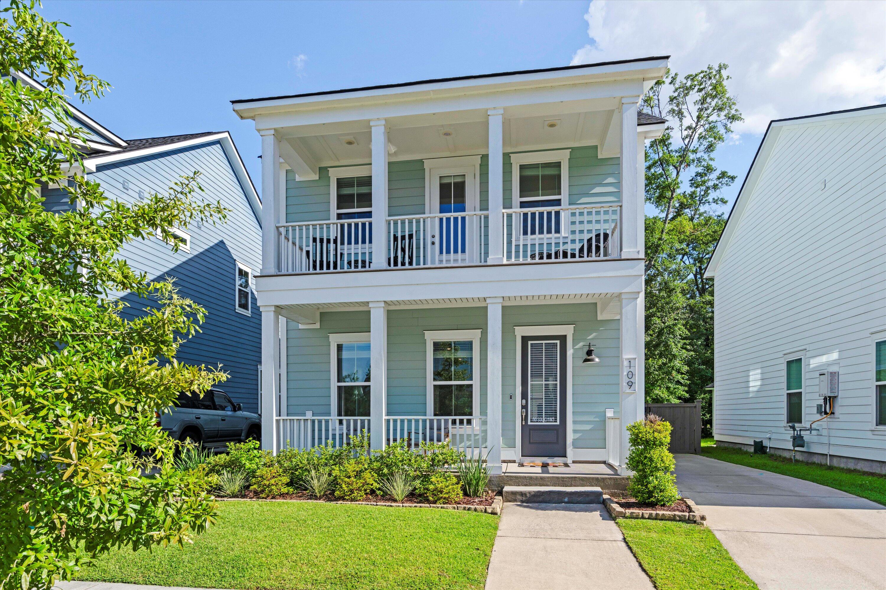 109 W Respite Lane