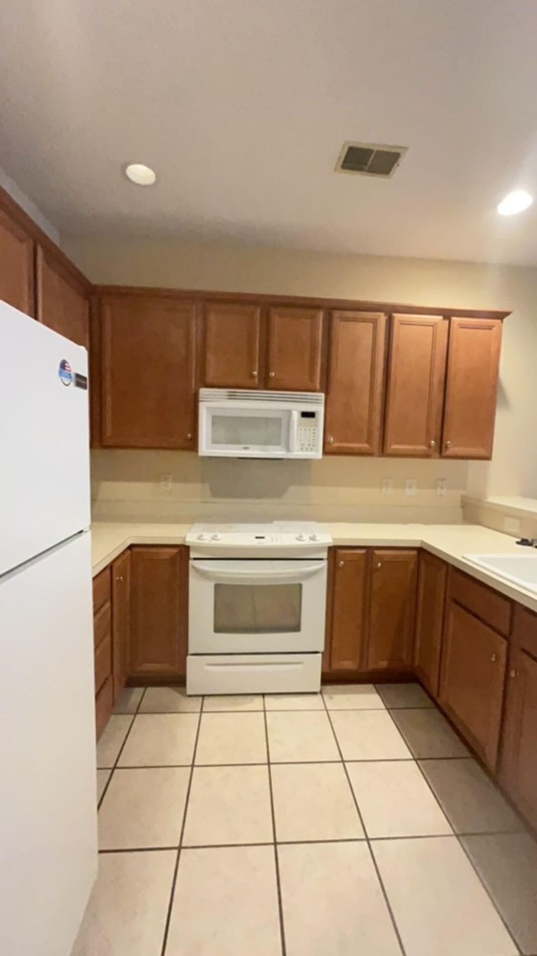 121 Steeple Point Court