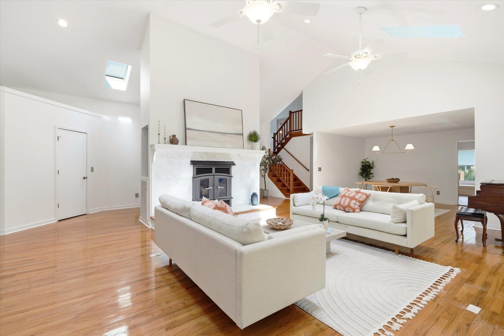 Photo of 2633 Marsh Creek Drive, Charleston, SC 29414 (MLS # 26024987)