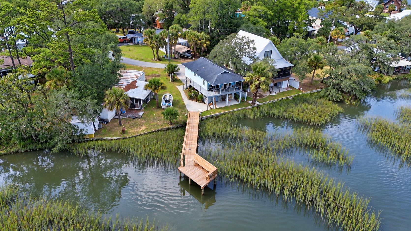 110 Tomahawk Trail