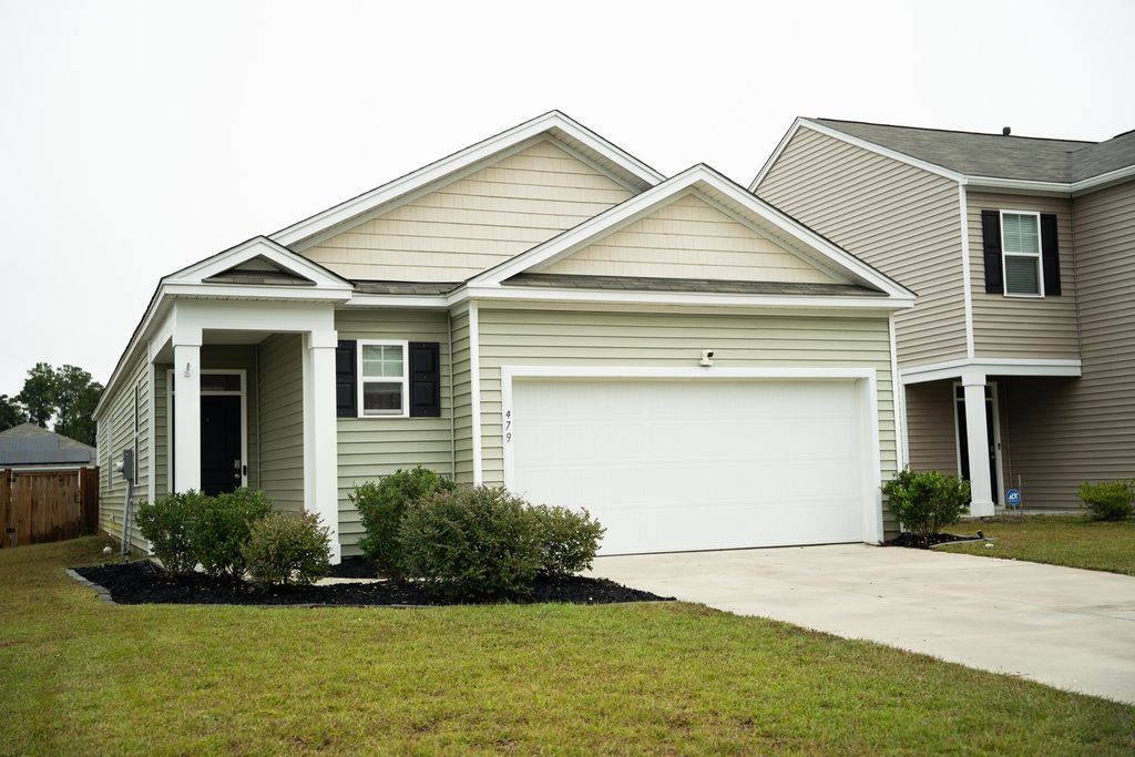 Photo of 479 Cedarview Road, Summerville, SC 29486 (MLS # 25029183)