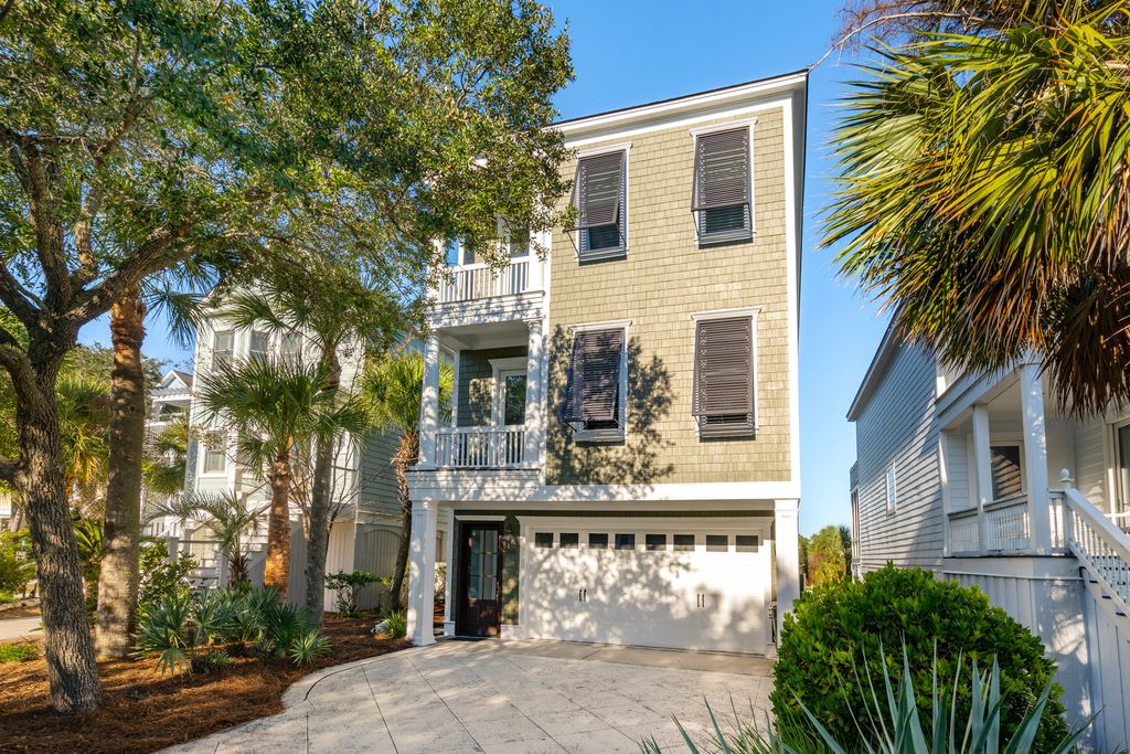 Photo of 25 Ocean Point Drive, Isle of Palms, SC 29451 (MLS # 26003377)