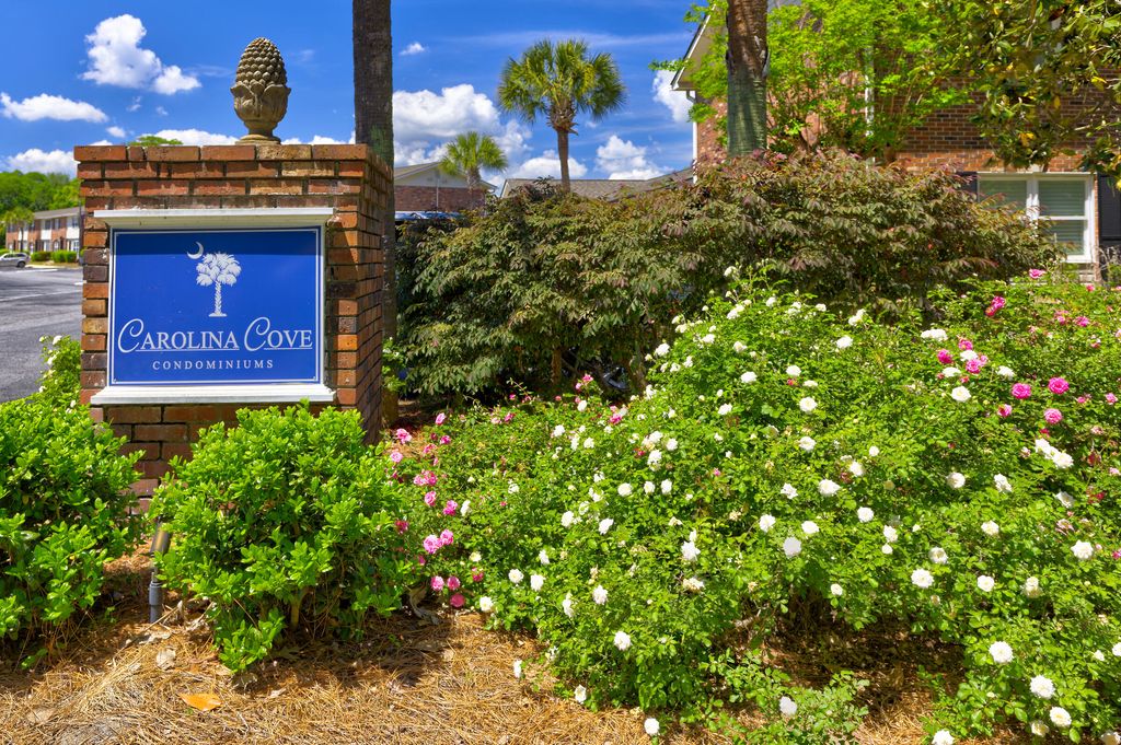 Photo of 415 Parkdale Drive #16b, Charleston, SC 29414 (MLS # 26010952)