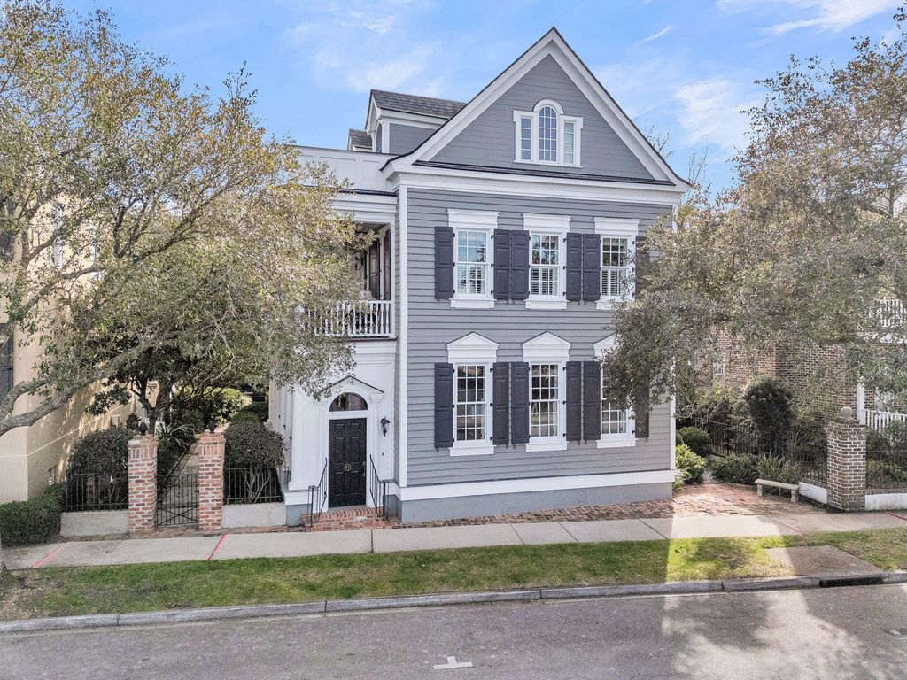 Photo of 64 Sowell Street, Mount Pleasant, SC 29464 (MLS # 26004304)