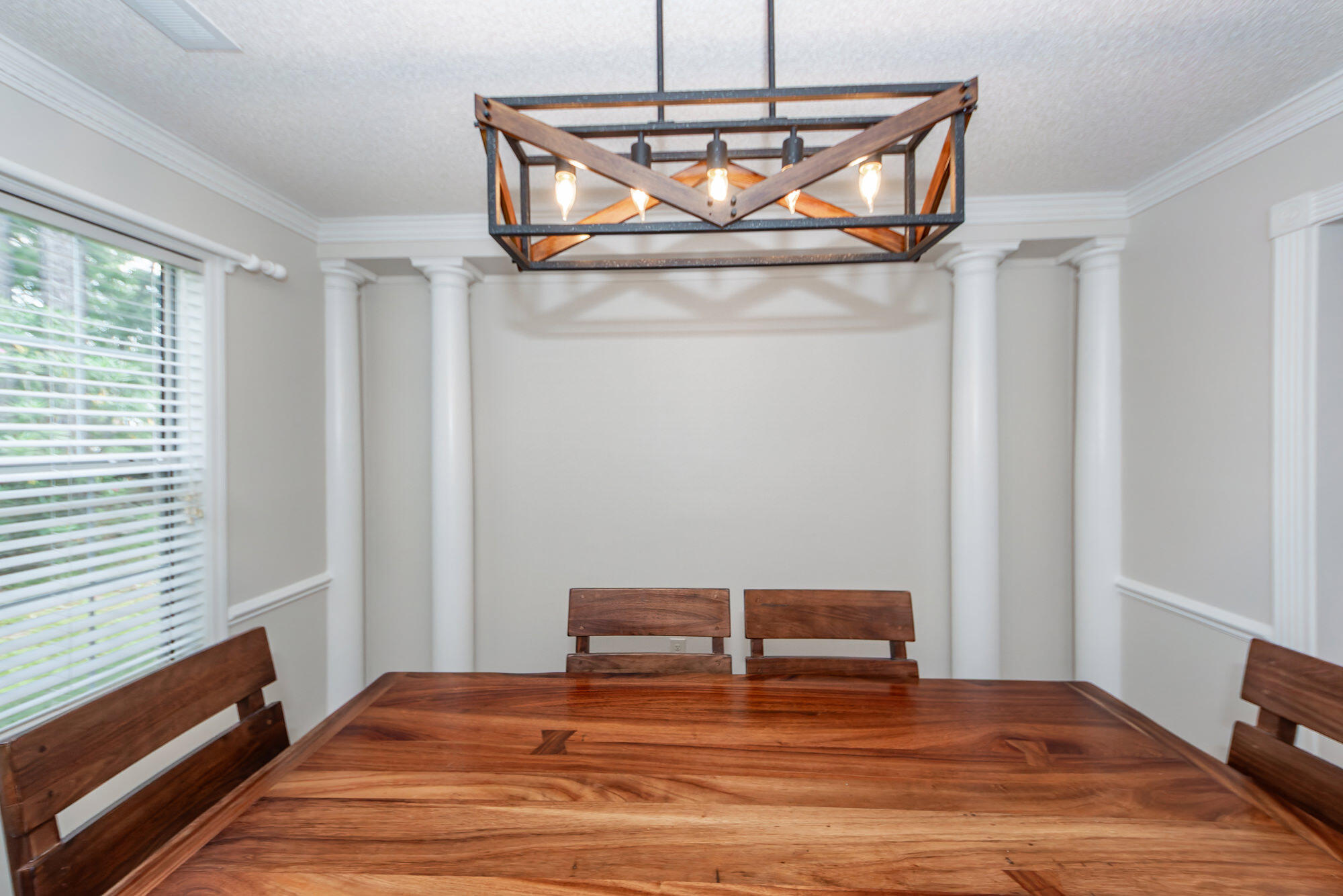 212 Hamlet Circle
