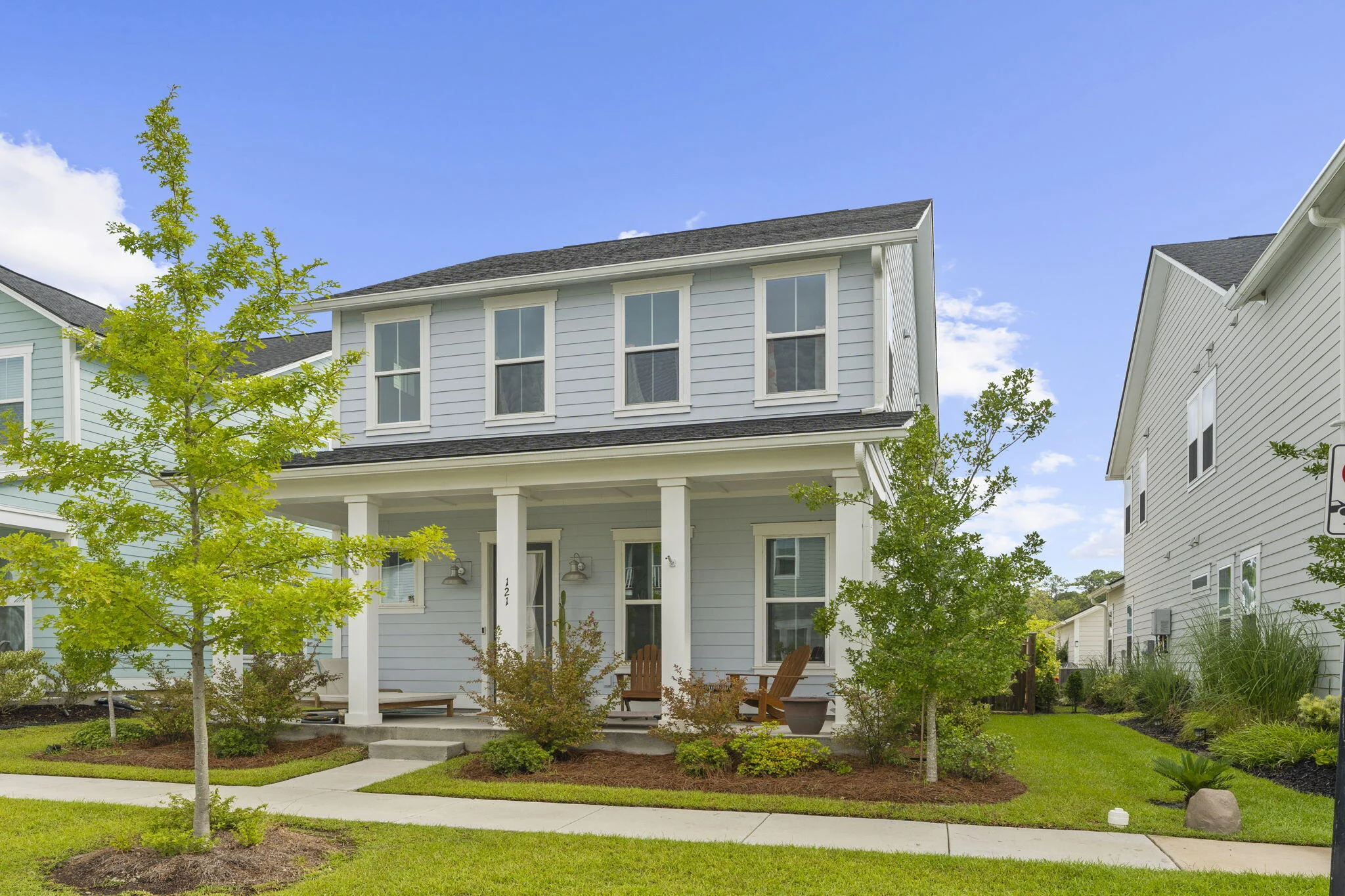 121 Dixie Iris Way