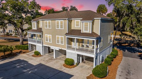 A home in Edisto Beach