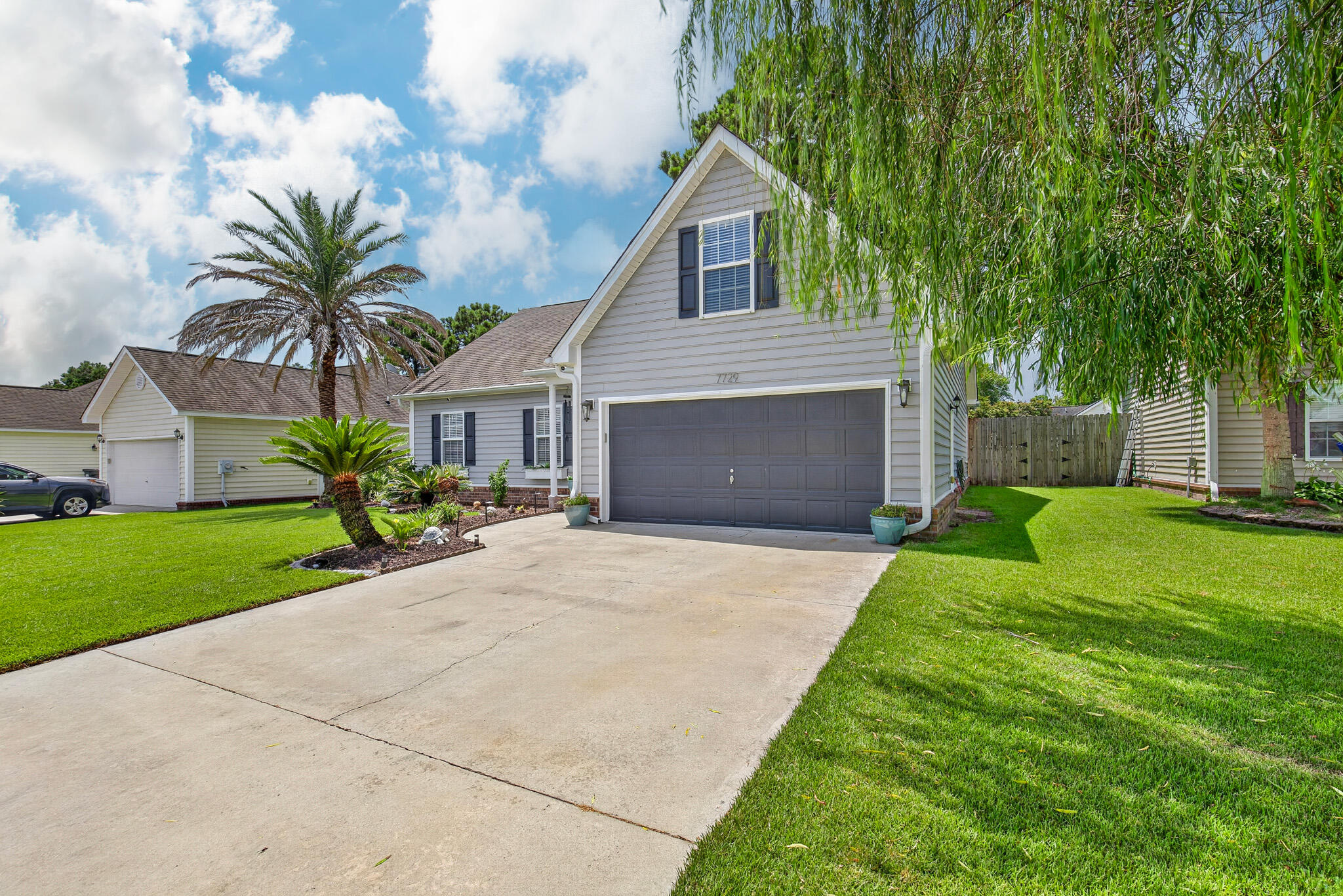 7729 Fayetteville Road