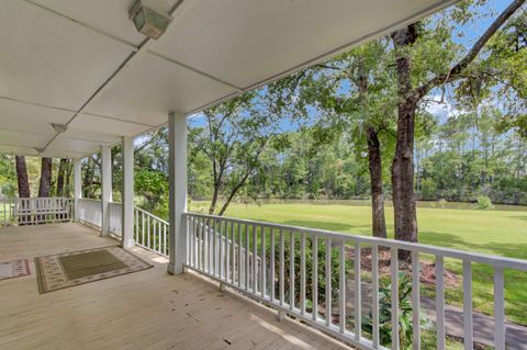 820 Pineneedle Way Charleston SC 29492