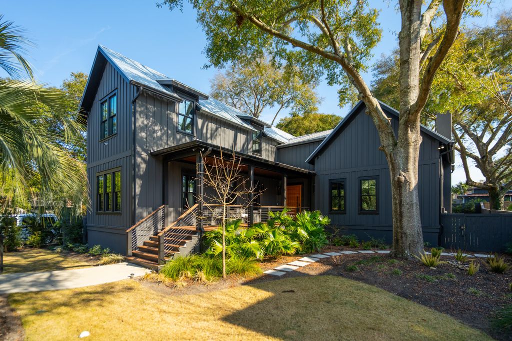 Photo of 641 Coral Street, Mount Pleasant, SC 29464 (MLS # 26008653)